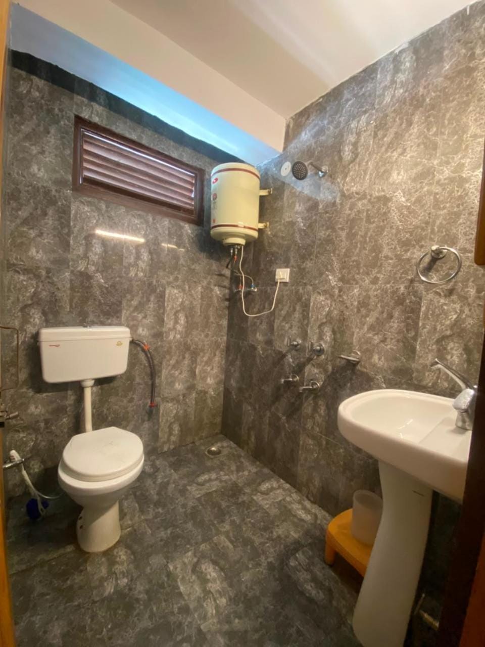 Shower, Toilet, Bathroom, bidet