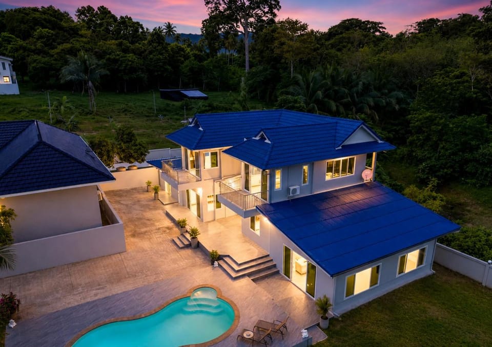 Balcony/Terrace, Swimming pool