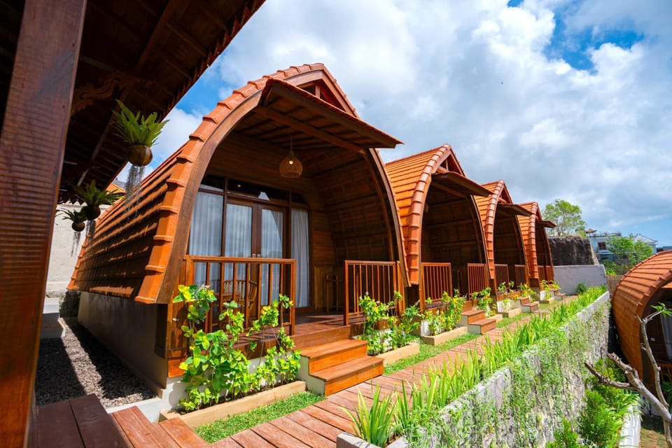 Property building, Garden