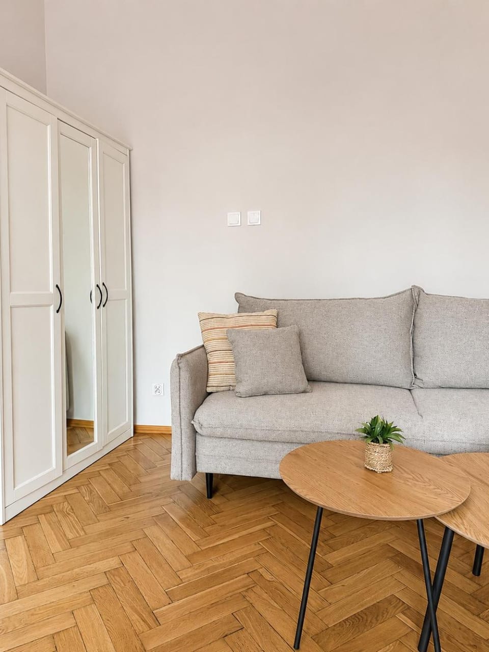 Living room, Seating area, wardrobe