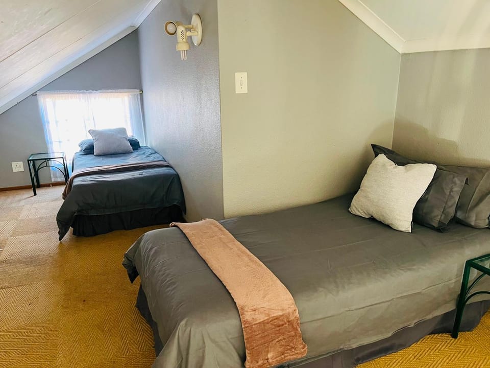 40 at Pendleburry Apartment in North West, South Africa