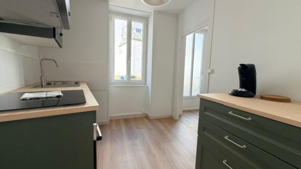Kitchen or kitchenette, stove