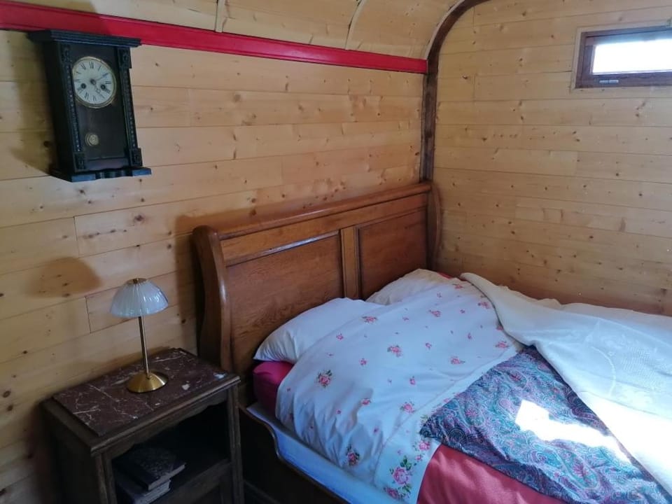 Roulotte de Mamie Campground/ 
RV Resort in Normandy