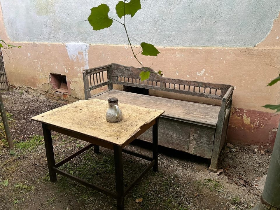 Garden, Seating area