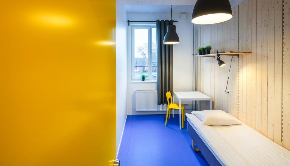 Photo of the whole room, Seating area, Bedroom
