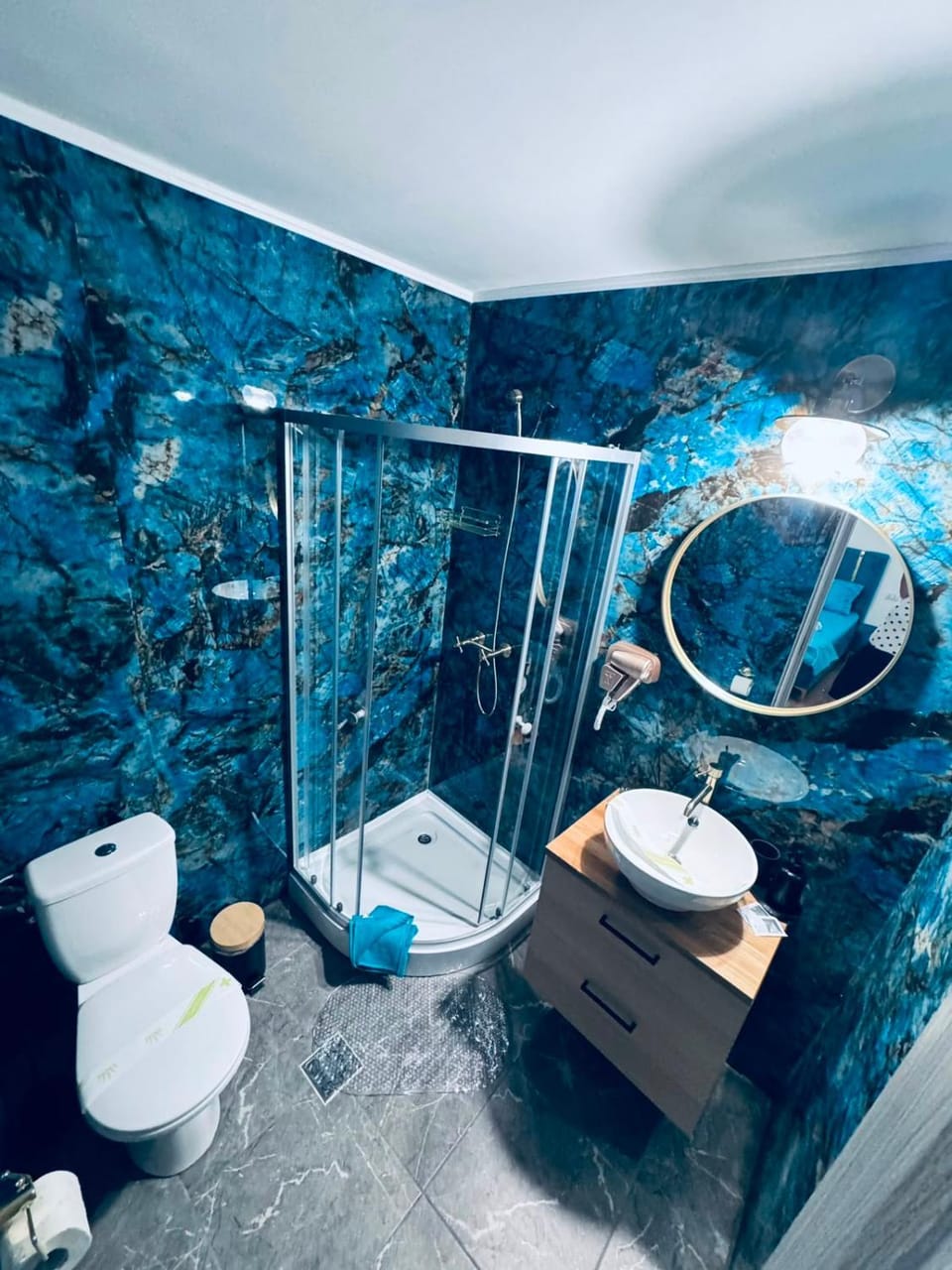 Toilet, Bathroom