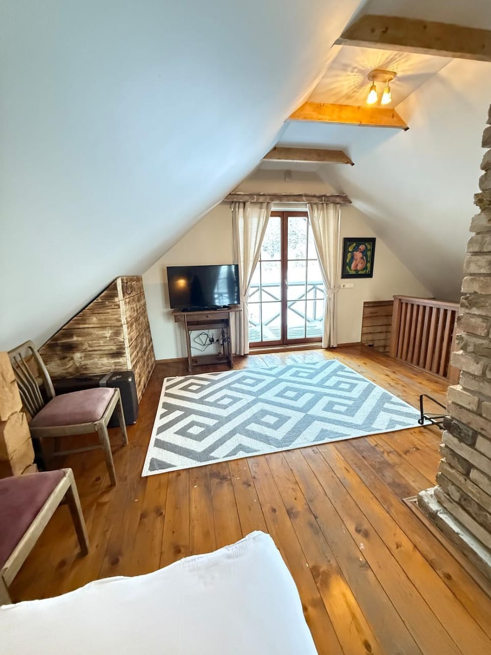 Pirtelė šalia vynuogyno House in Vilnius County, Lithuania
