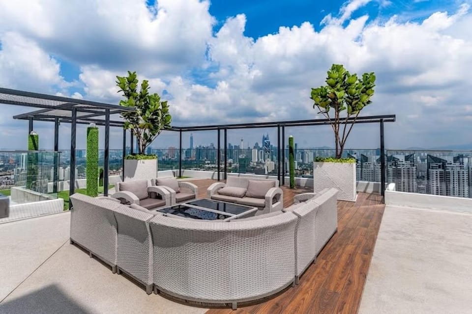 Day, Natural landscape, View (from property/room), Balcony/Terrace