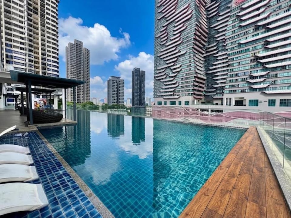 City view, Pool view, Swimming pool