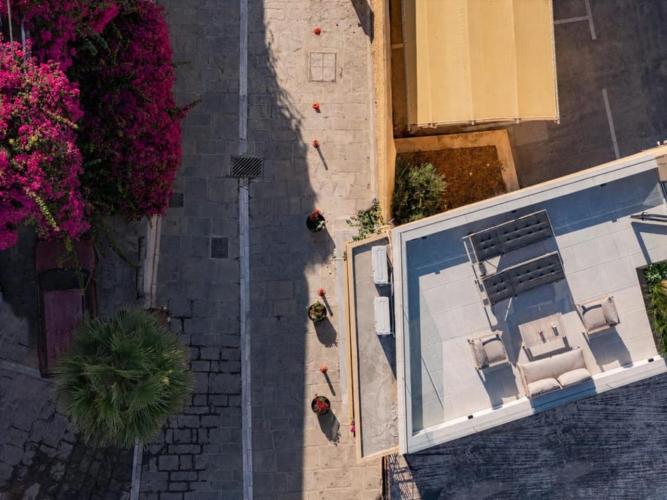 Patio, Balcony/Terrace