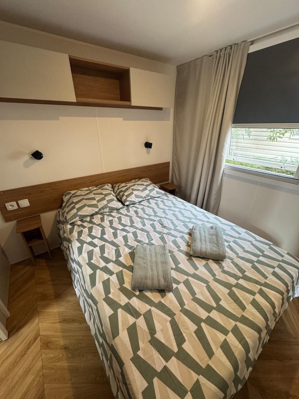 Bungalow 529, air conditioning, near Fun Zone Camping Siblu 4 Apartment in Lattes