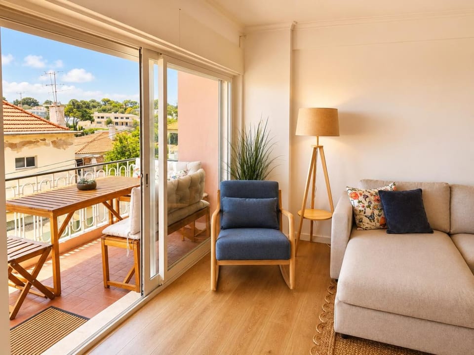 Ocean Breeze - Checkinhome Apartment in Estoril