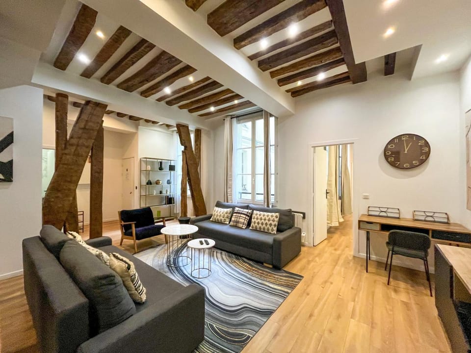 UrbanFlat 67 - Large Apartment in perfect location Apartment in Paris