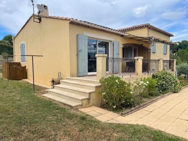 Apt Maison Olivier 3 bedrooms 6 people House in Apt
