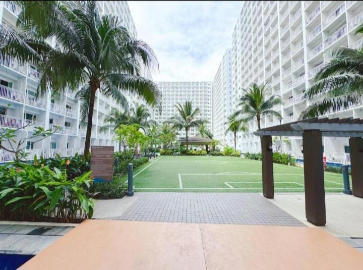 Sunrise Drive Shore Tower D Hotel in Pasay