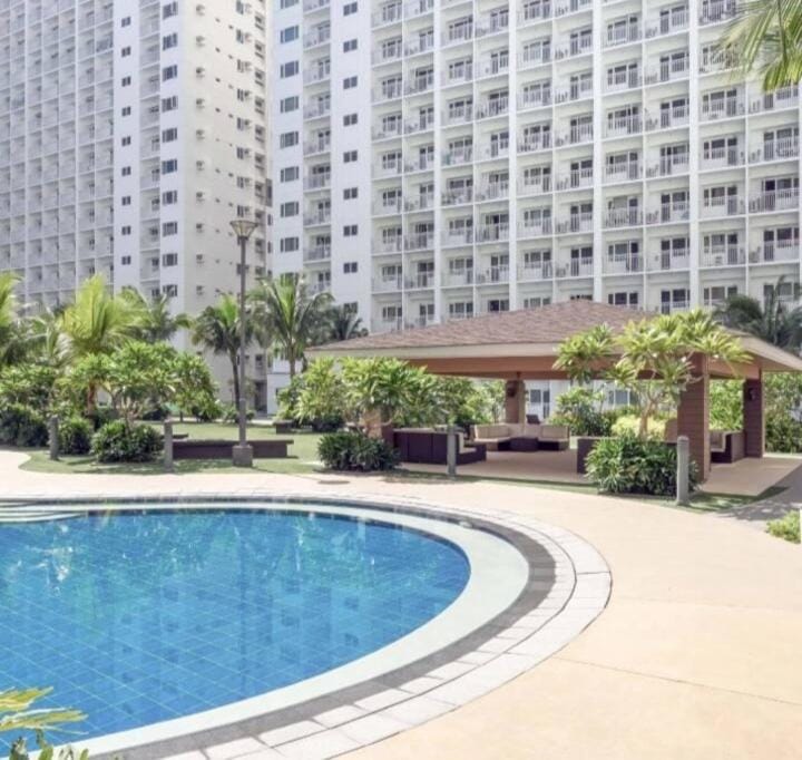 Sunrise Drive Shore Tower D Hotel in Pasay