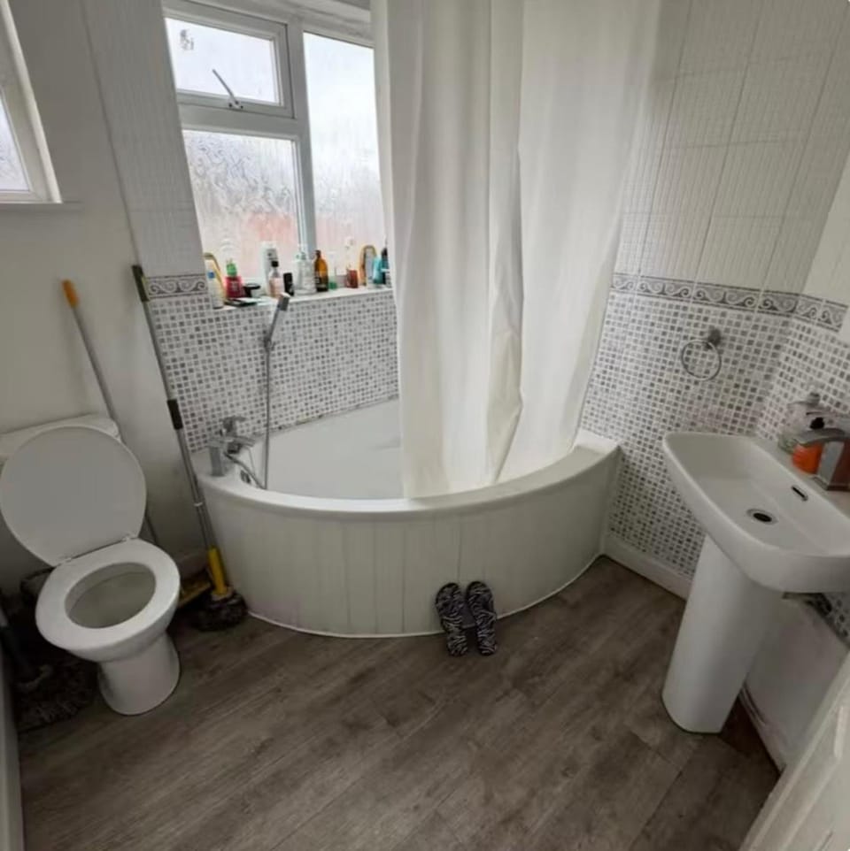Budget Stay - Self Check-in Vacation rental in Coventry