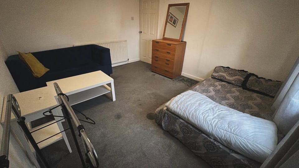 Budget Stay - Self Check-in Vacation rental in Coventry