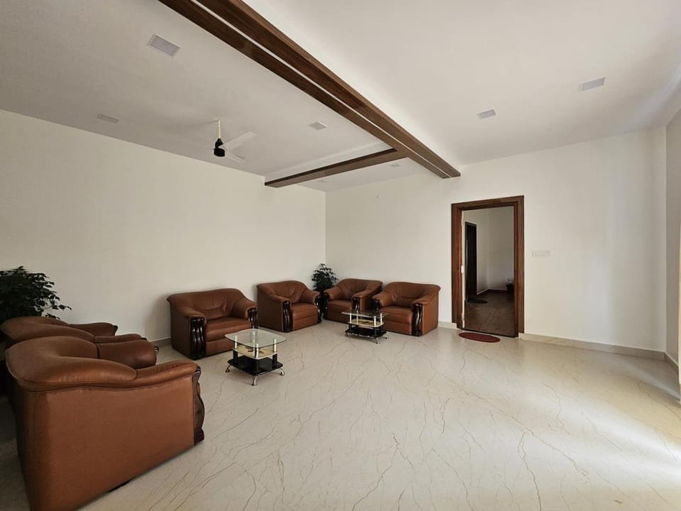 Nandi Pool Paradise Villa in Karnataka