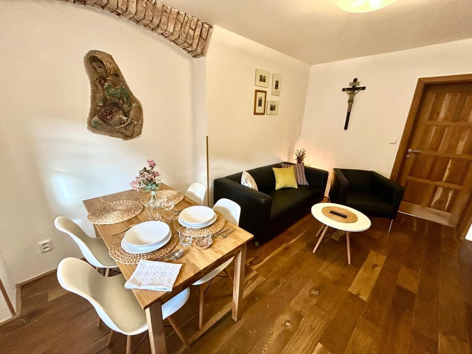 Apartments Loket No 59 pod hradem Apartment in Czechia