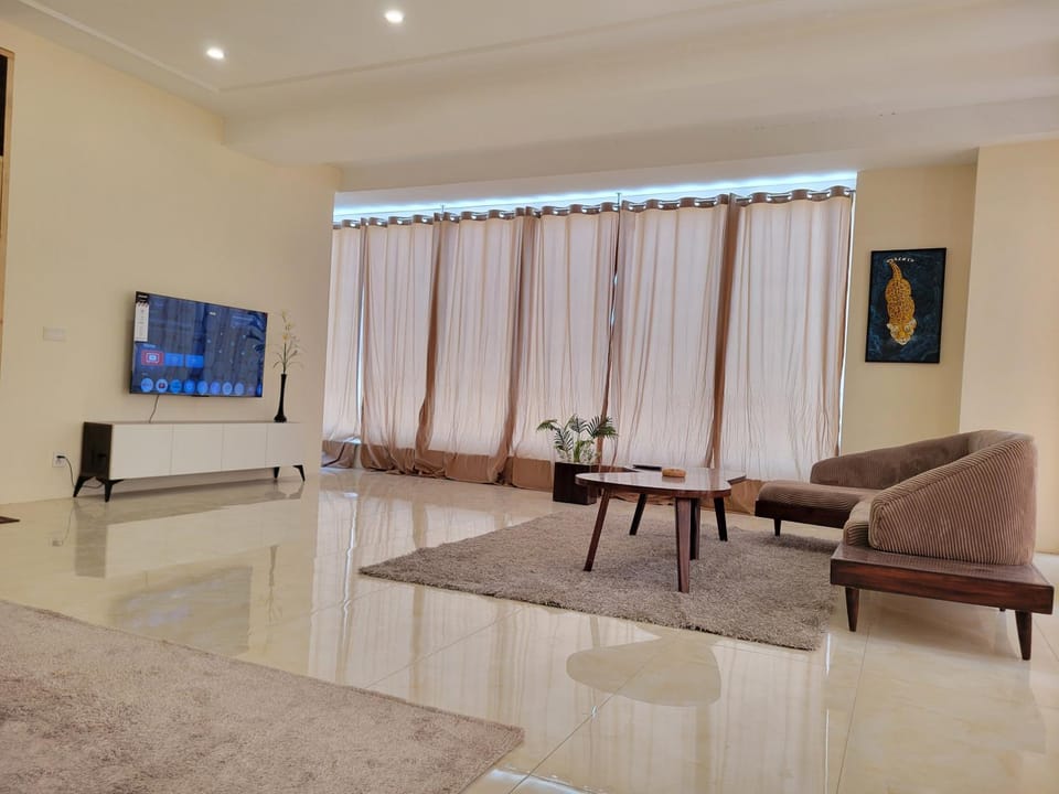 Modern Studio Apartment Apartment in Punjab