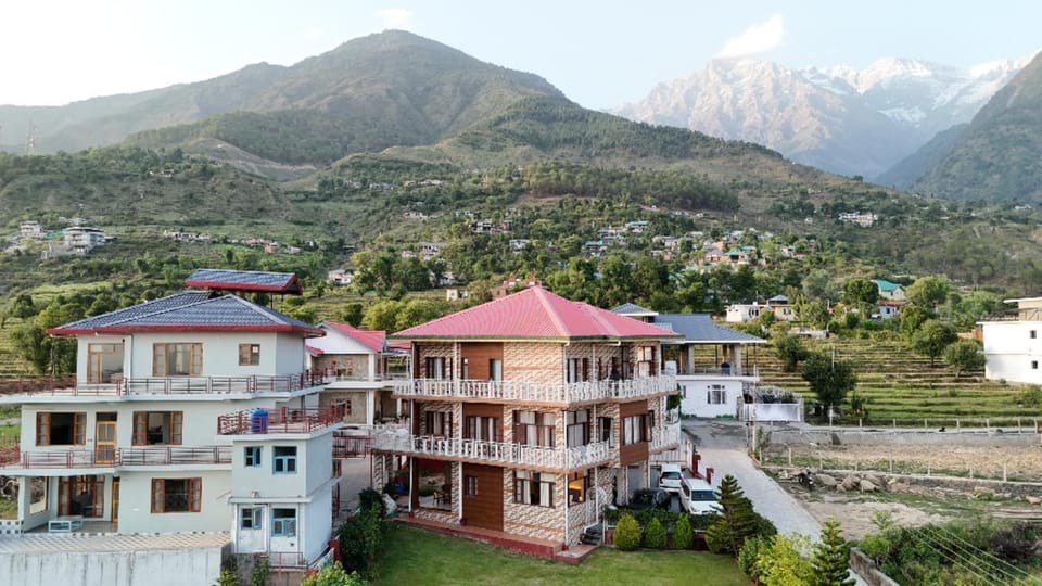 Address Under the Stars Villa in Himachal Pradesh