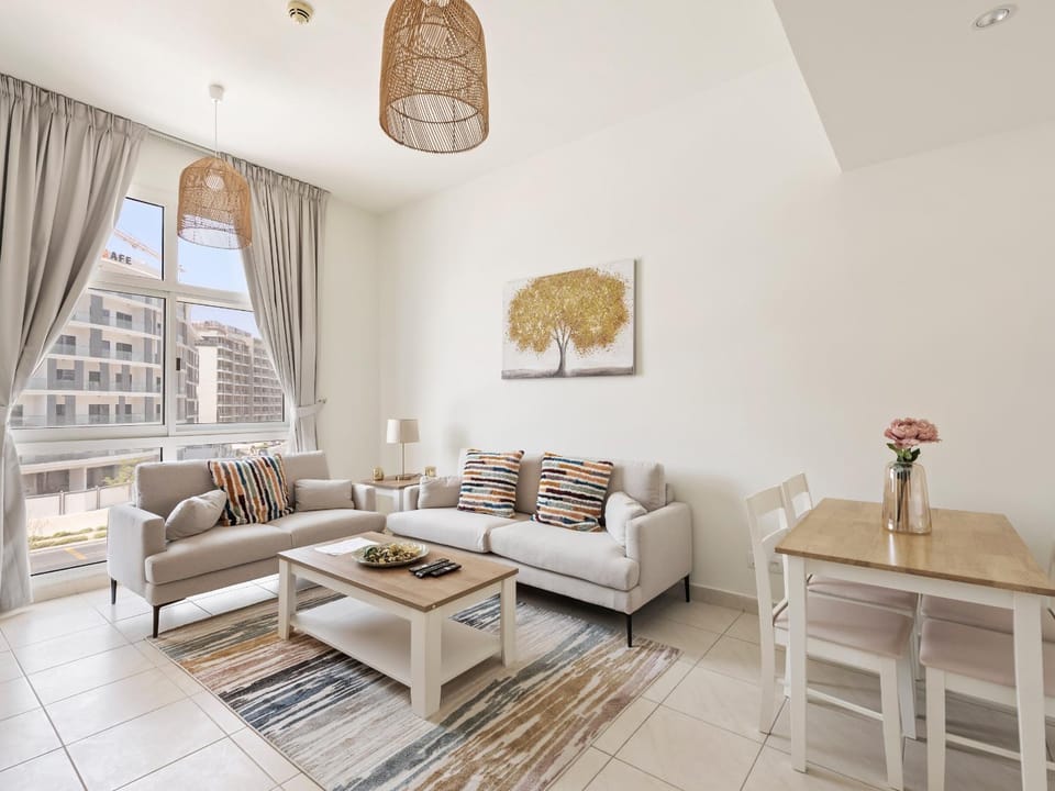 Prestige Urban Escape 2 BDR In La Fontana Apartment in Dubai