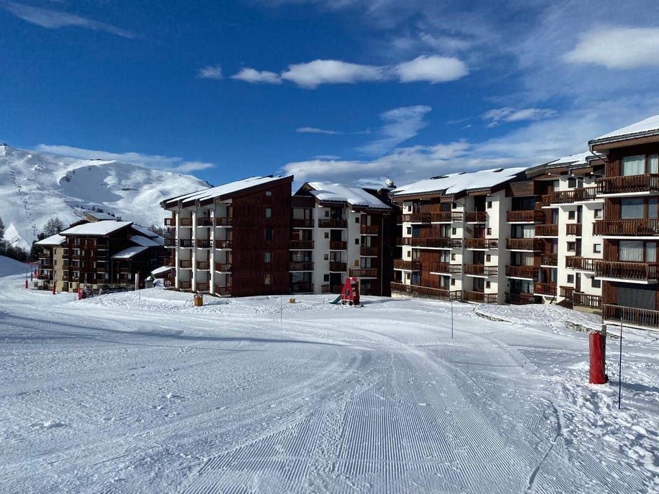 Property building, Winter, Mountain view