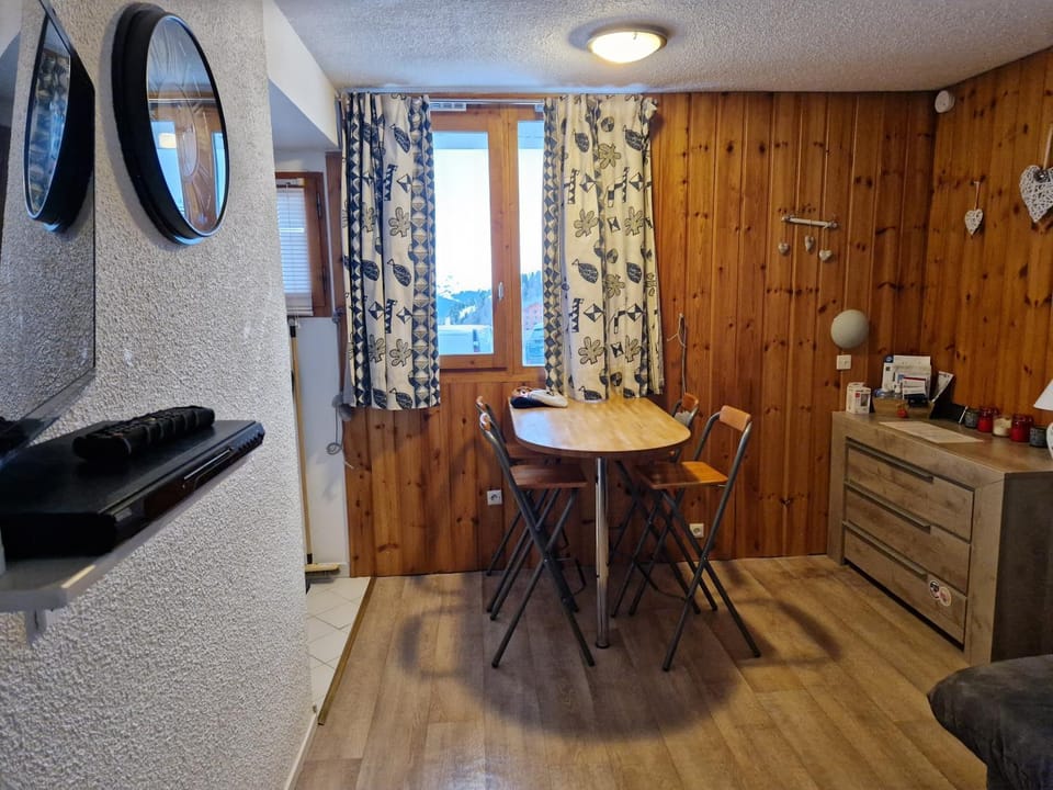 TV and multimedia, Dining area, toaster