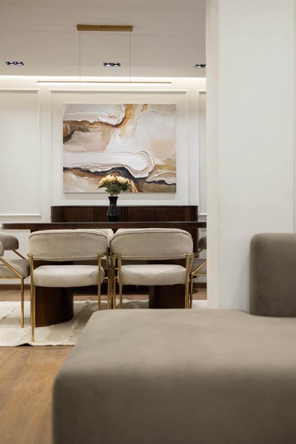 Living room, Seating area