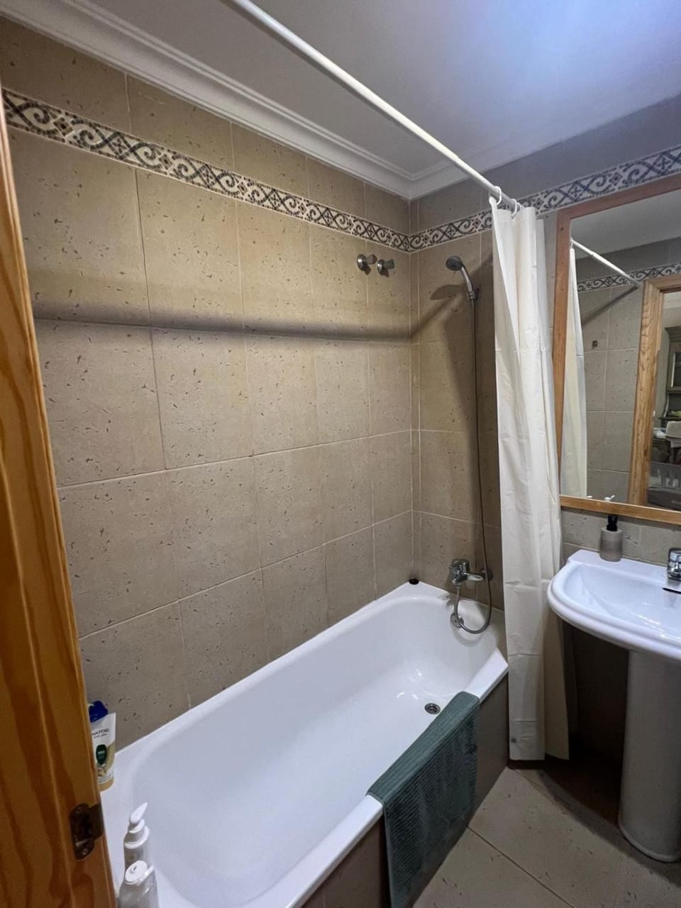 Bathroom, Bath