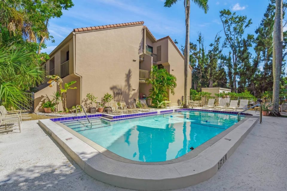Sandy Cove Sanctuary House in Siesta Key