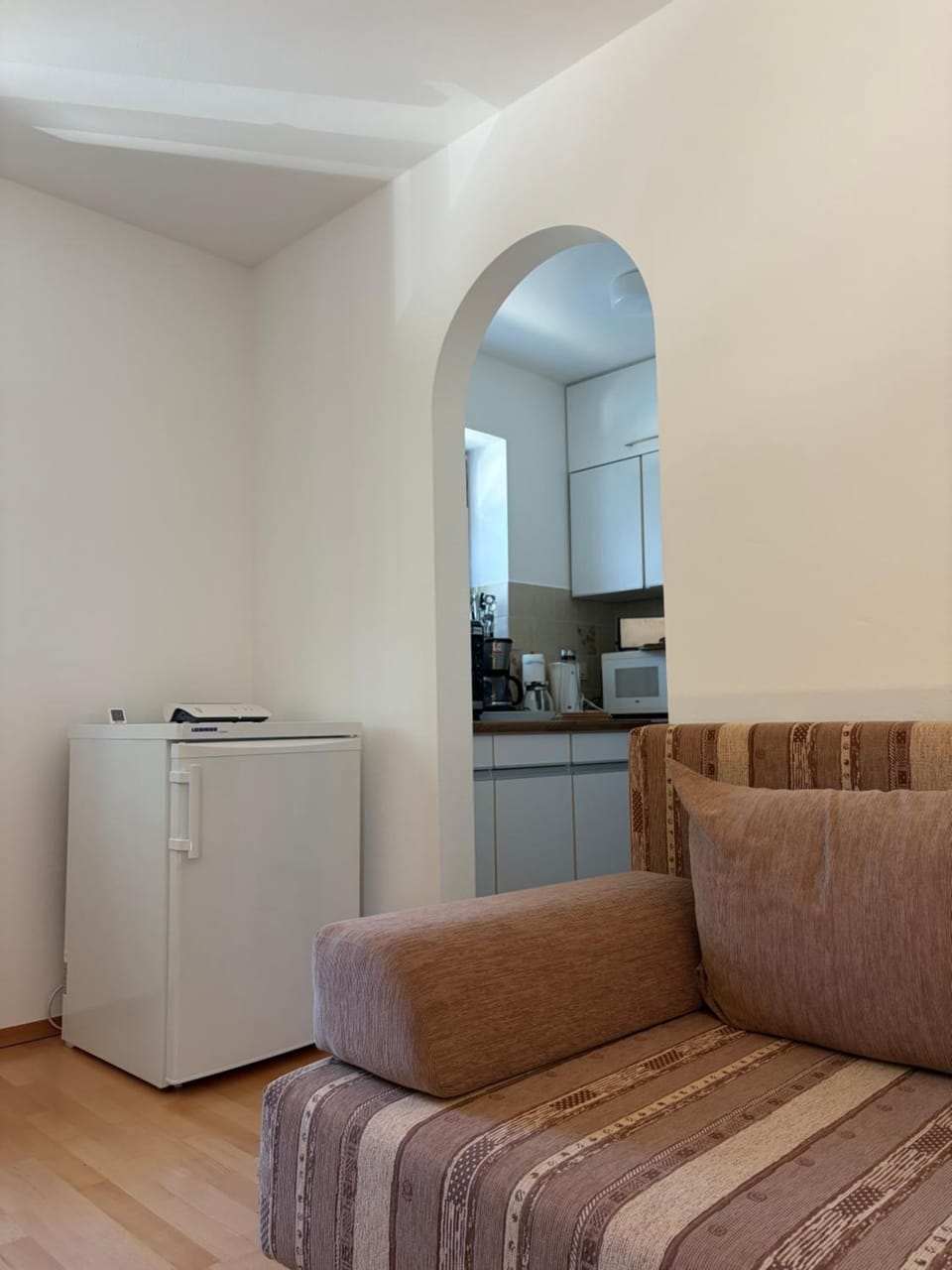 Dining area, kitchen