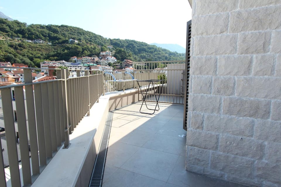 Natural landscape, View (from property/room), Balcony/Terrace, Balcony/Terrace, Mountain view