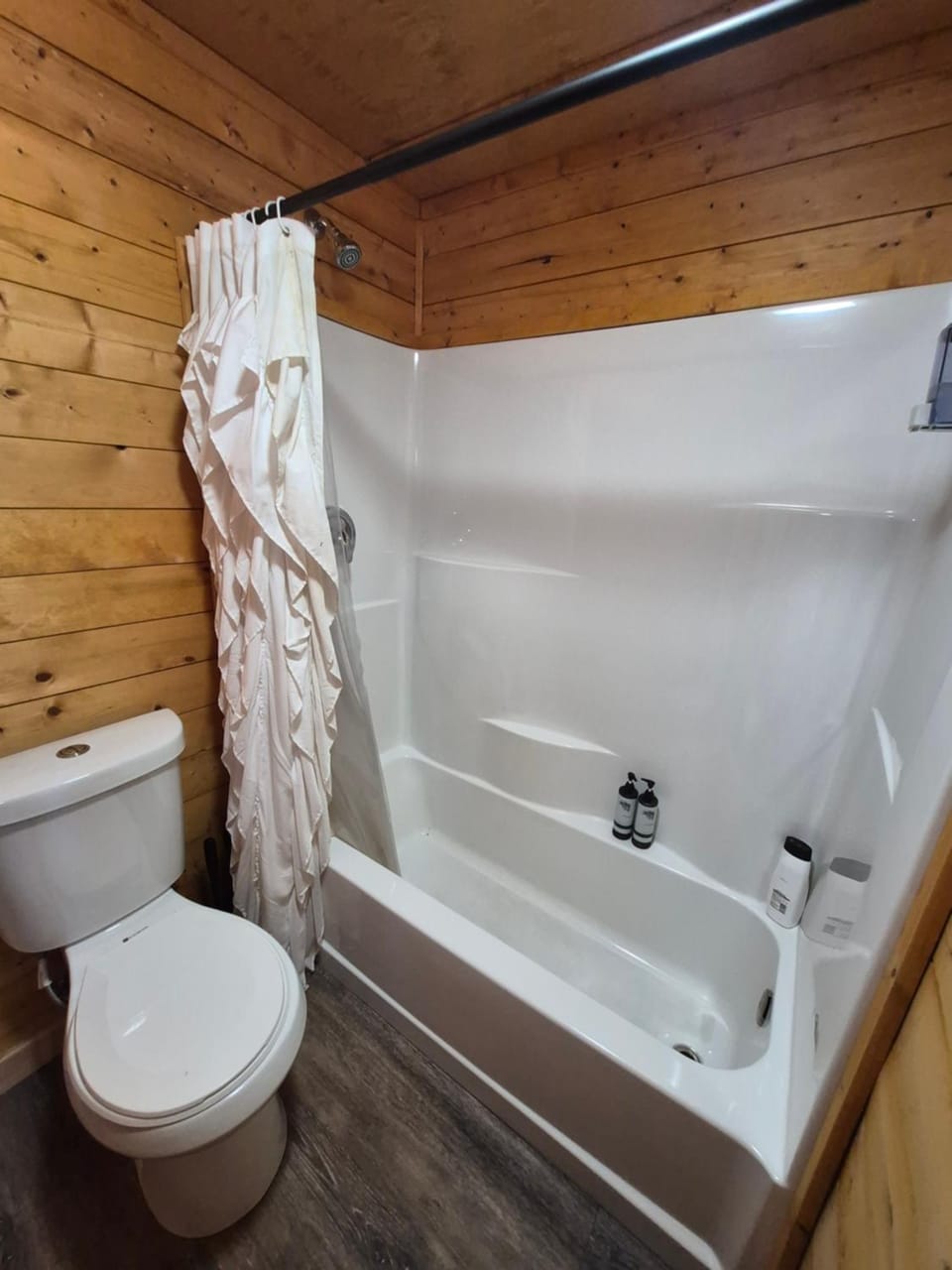 Aurora Resort Resort in Glacier National Park