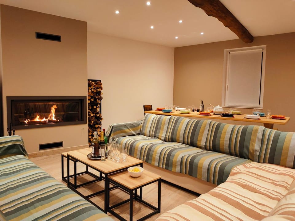 Property building, Living room