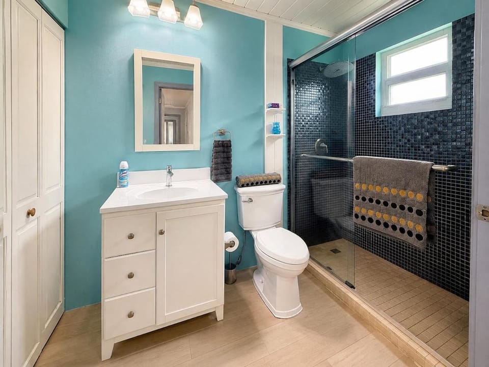 Relaxing Luxury Villa Private Beach Pool AC WiFi Apartment in Antigua and Barbuda