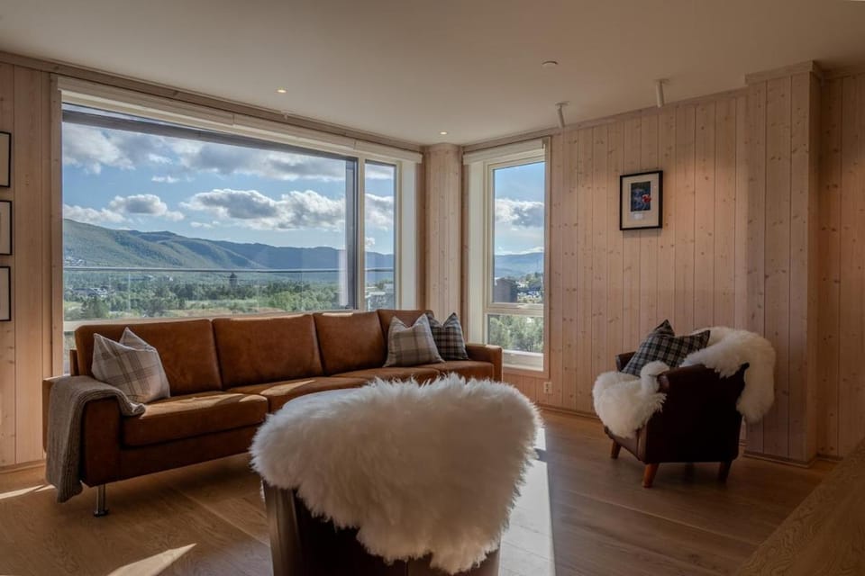 Natural landscape, Living room, Seating area, Mountain view