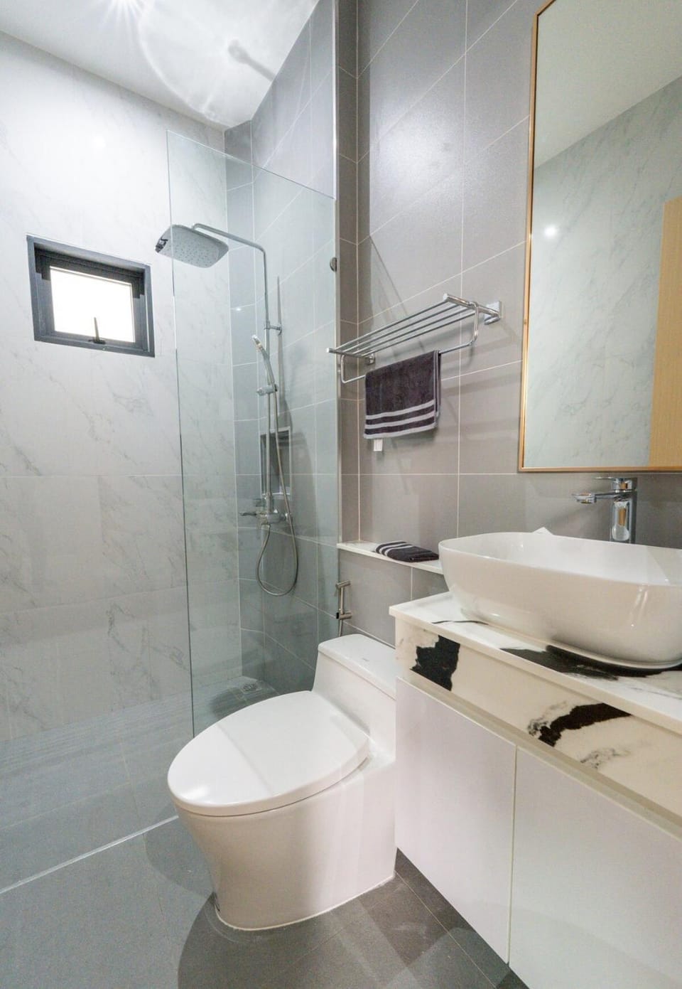 Shower, Toilet, Bathroom