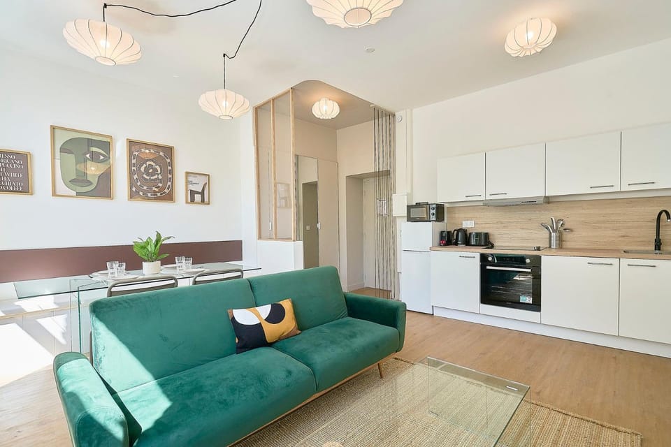 Two-bedroom apartment near city center and metro Apartment in Hauts-de-France