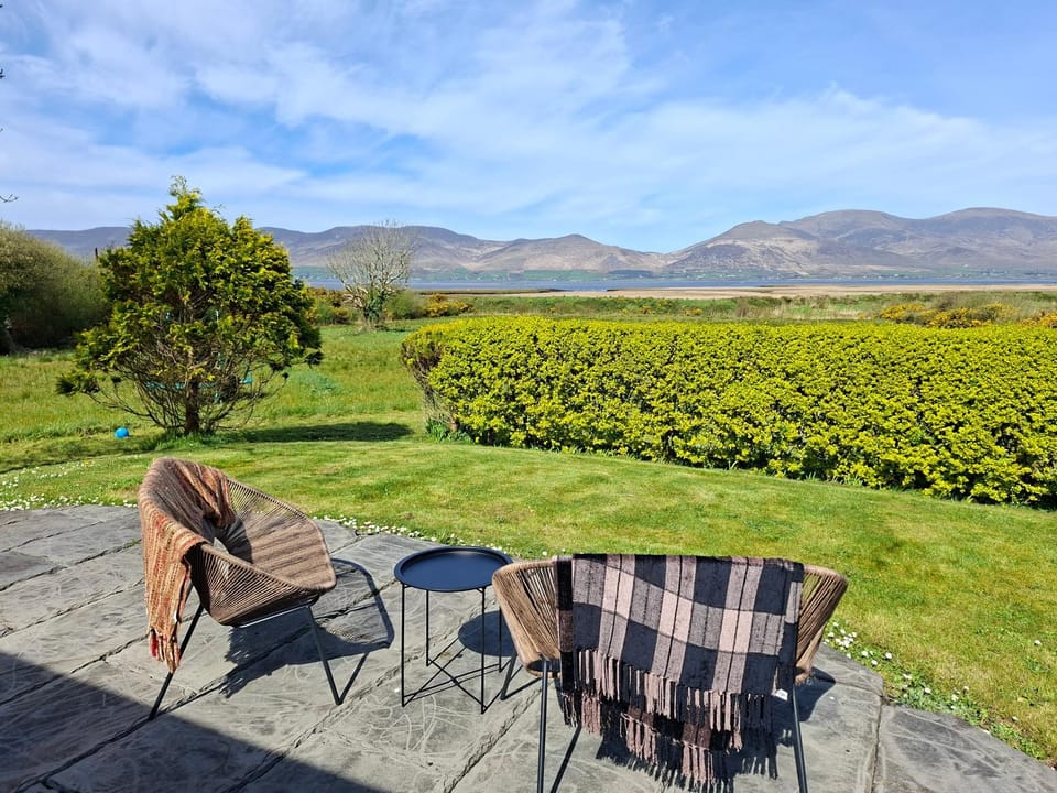 Spring, Natural landscape, Garden, Balcony/Terrace, Seating area, Garden view, Mountain view, Sea view, Sea view