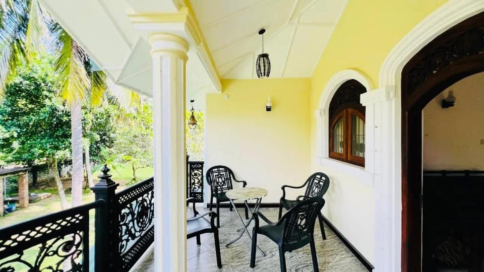 Pearl Crown Homestay Vacation rental in Sri Lanka