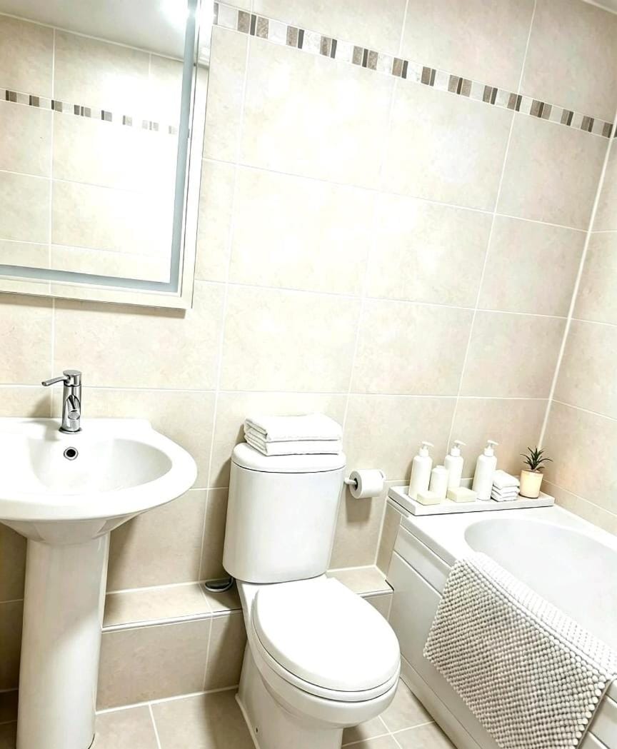 Toilet, Bathroom