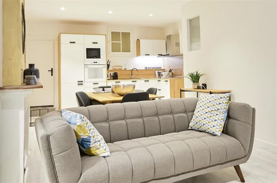Le Refuge du Lac Apartment in Menthon-Saint-Bernard