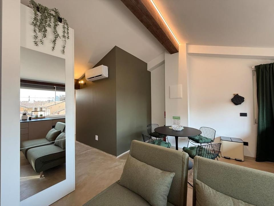 Living room, air conditioner