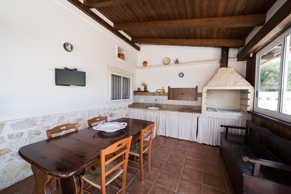 Luxury Villa Bianca with pool Villa in Province of Taranto