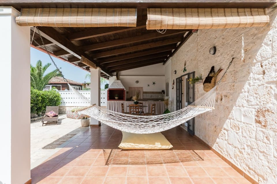 Luxury Villa Bianca with pool Villa in Province of Taranto