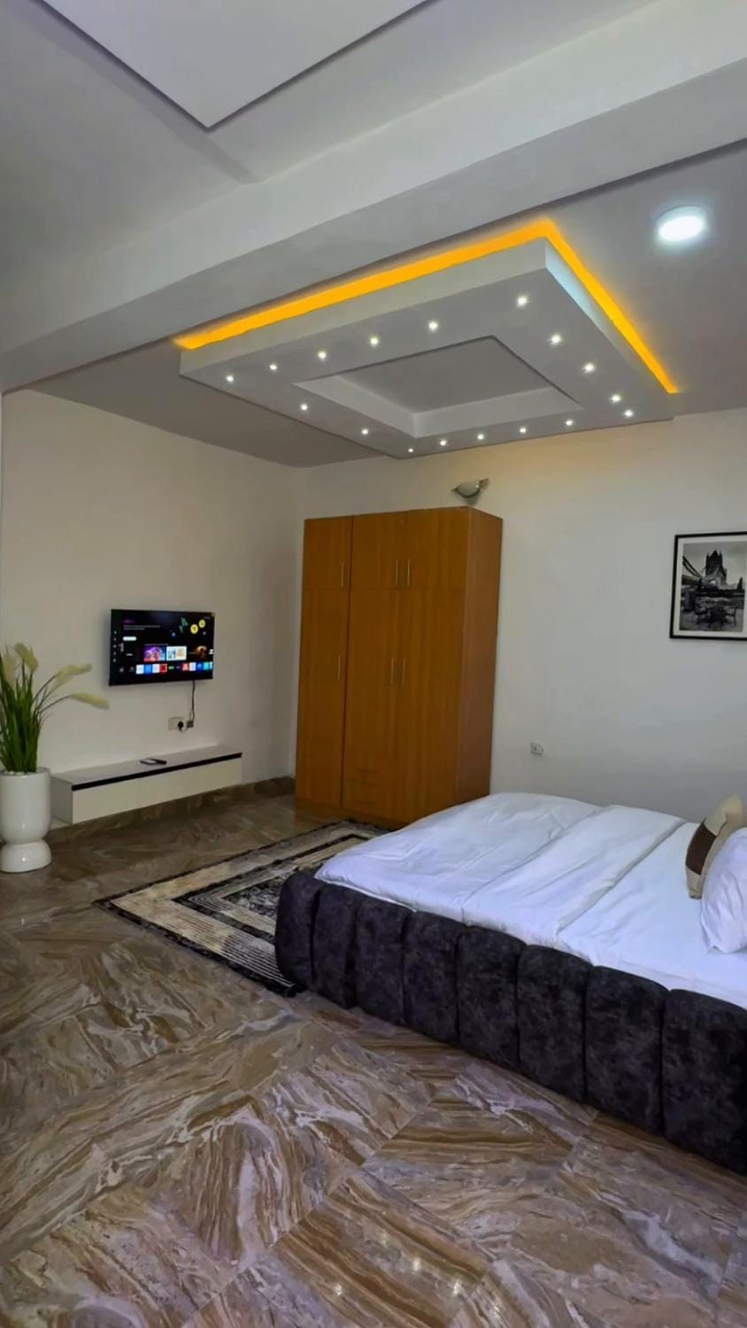 EMGS property ltd Bed and Breakfast in Lagos