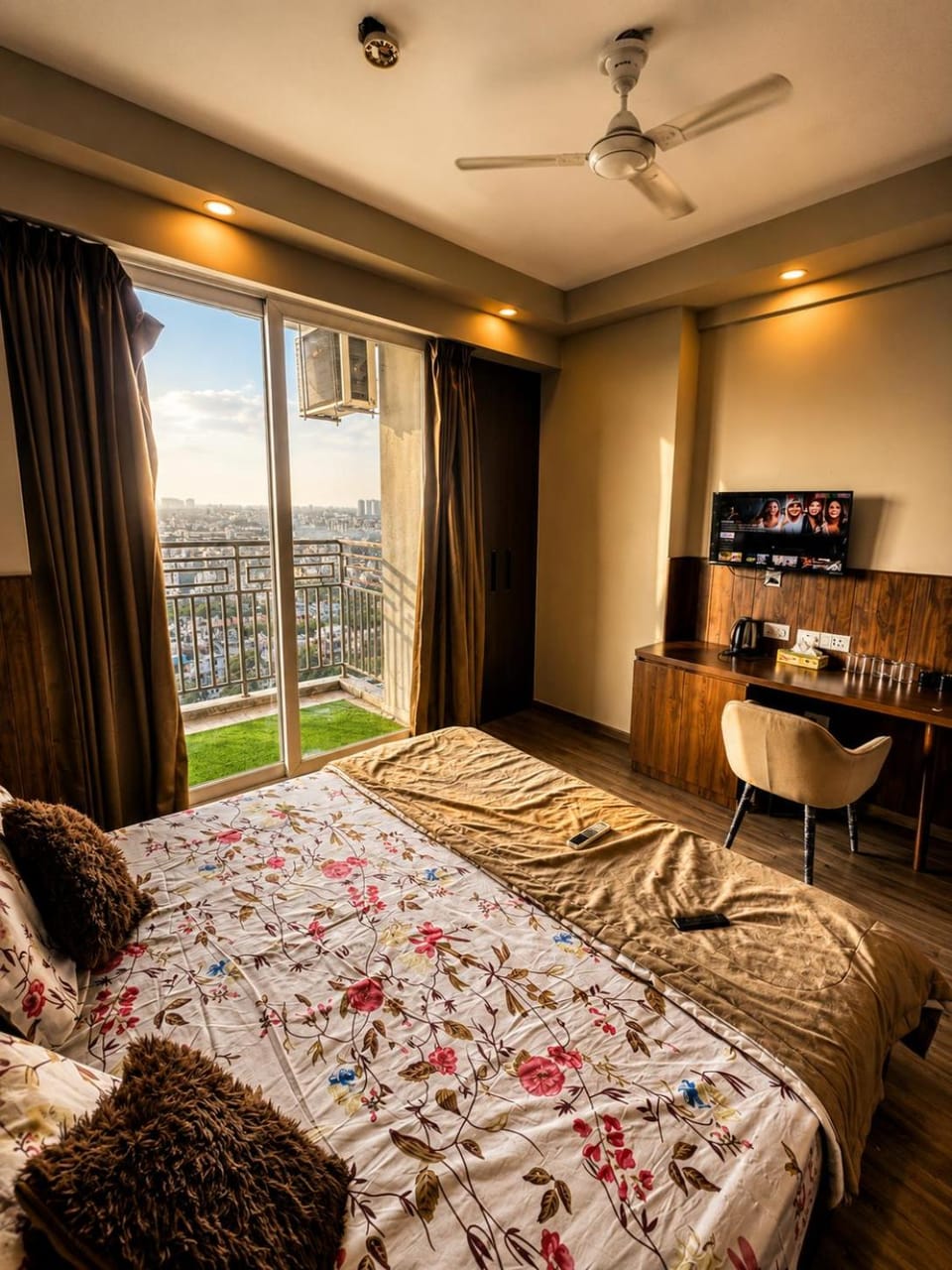 Luxuriousstay Hotel in Uttar Pradesh