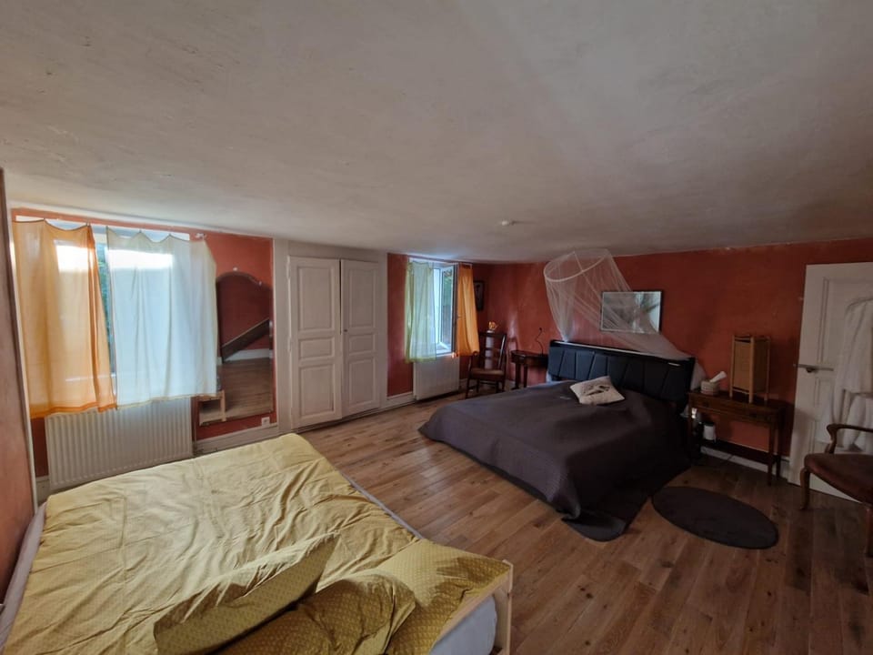 Bed, Photo of the whole room, Bedroom, wardrobe